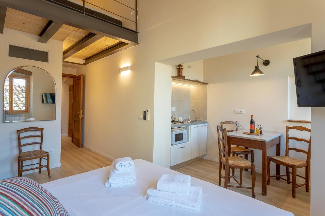 Ramaglianti Apartments Suite Tre Florencia Exterior foto